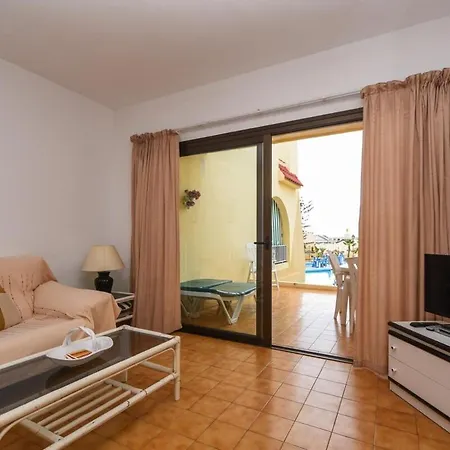 Mare 68 - Two Bed Apartment Costa Adeje (Tenerife)