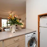 Mare 68 - Two Bed * Адехе