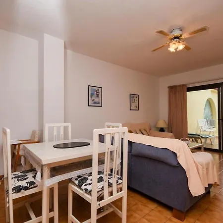 Mare 68 - Two Bed Апартаменти *